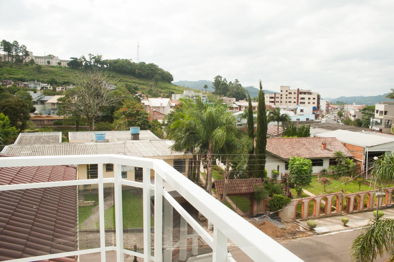 Отель Pousada Pouso Ideal Salvador do Sul Экстерьер фото